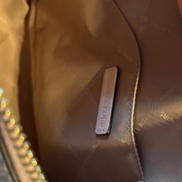 Michael Kors Blush and Beige Crossbody Bag - Picture 6 of 9